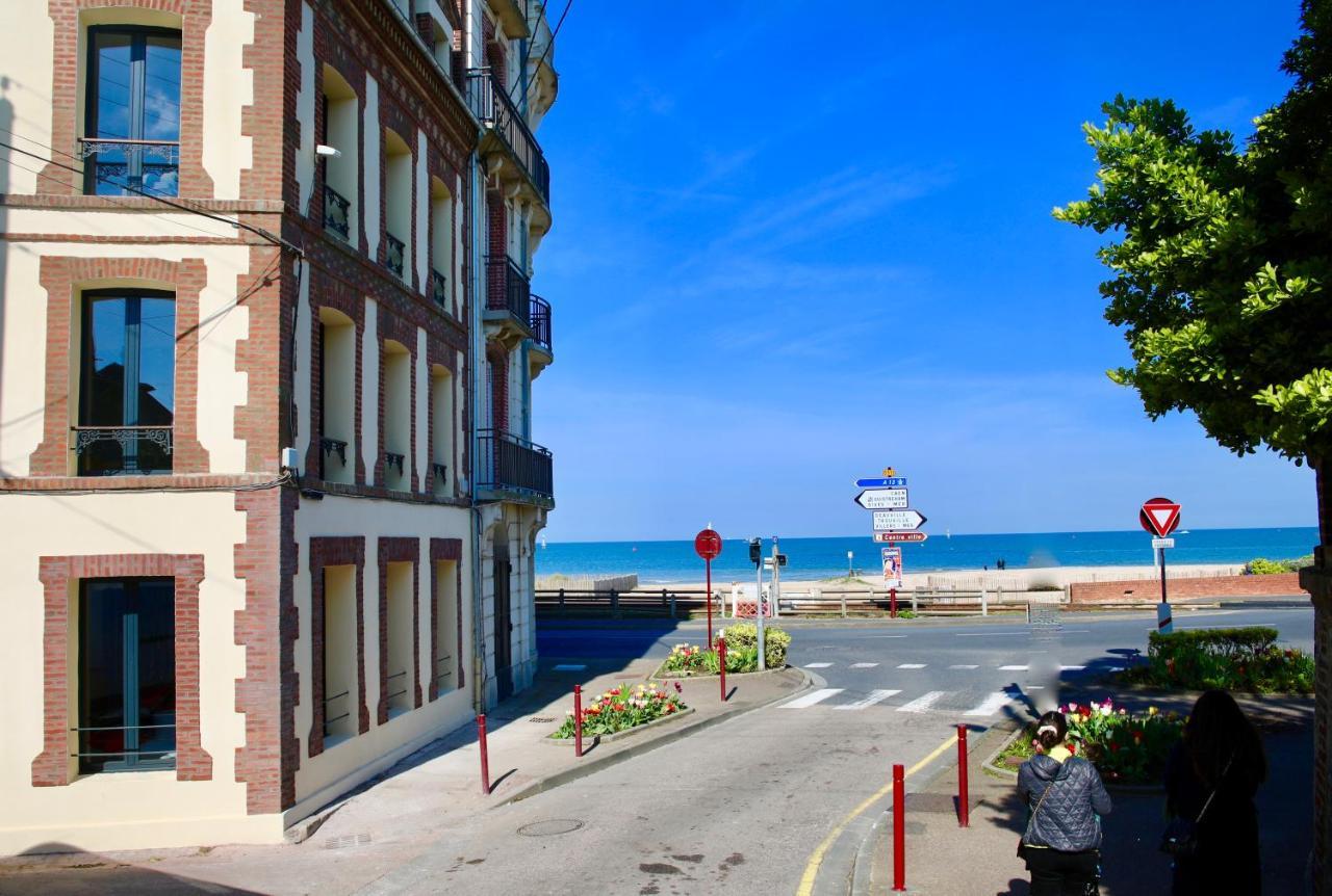 Appartement Grand Confort Bord De Mer Rez-De-Chaussee Residence La Vague Houlgate Exterior foto